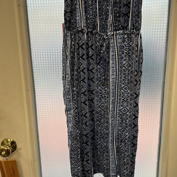 NEW & BEAUTIFUL JOAN VASS DRESS SIZE S - Picture 5 of 14